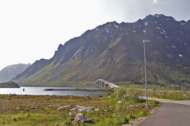 Gimsøystraumen bru na ostrov Gimsøya