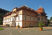 Lázeňský Jurkovičův dům, 1902 přestavba ze 2 objektů z r.1822, arch.: Dušan Jurkovič (1868-1947)