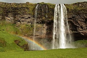 Vodopád Seljalandsfoss