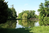 Zámecký rybník a minaret  