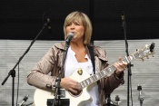 Věra Martinová. Folkový kvítek Konopiště 2010
