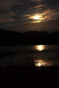 Měsíčná noc nad Horním rybníkem. Mařeničky