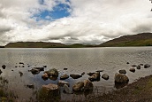 Loch Tarff. Skotsko
