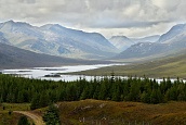 Loch Loyne a Glen Loyne. Skotsko