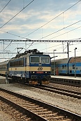 Elektrická vícesystémová lokomotiva řady 362 Esa (*1990).  Stanice Čerčany